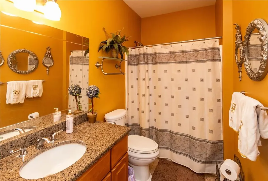 144 Gardnerville Road New Hampton NY 10958