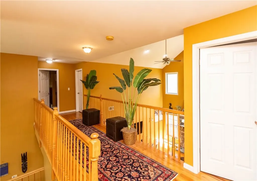144 Gardnerville Road New Hampton NY 10958