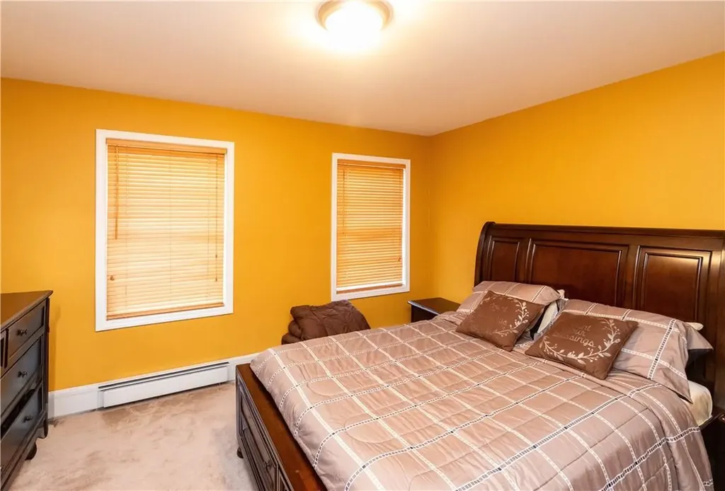 144 Gardnerville Road New Hampton NY 10958