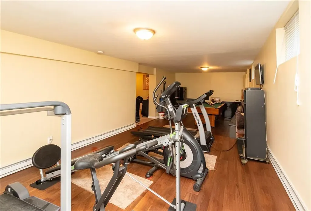 144 Gardnerville Road New Hampton NY 10958