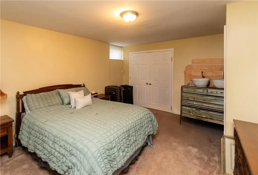 144 Gardnerville Road New Hampton NY 10958