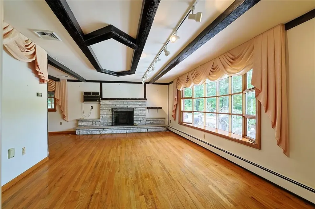 10 Greenwood Drive Beacon NY 12508