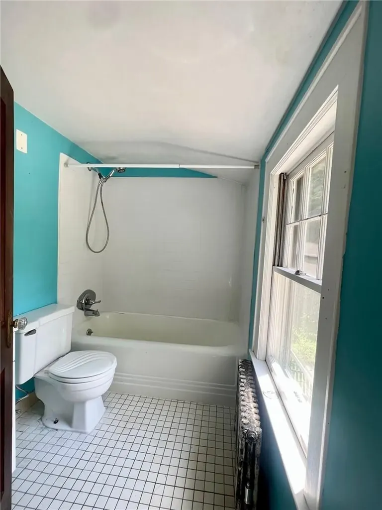4 Davis Place Hyde Park NY 12538