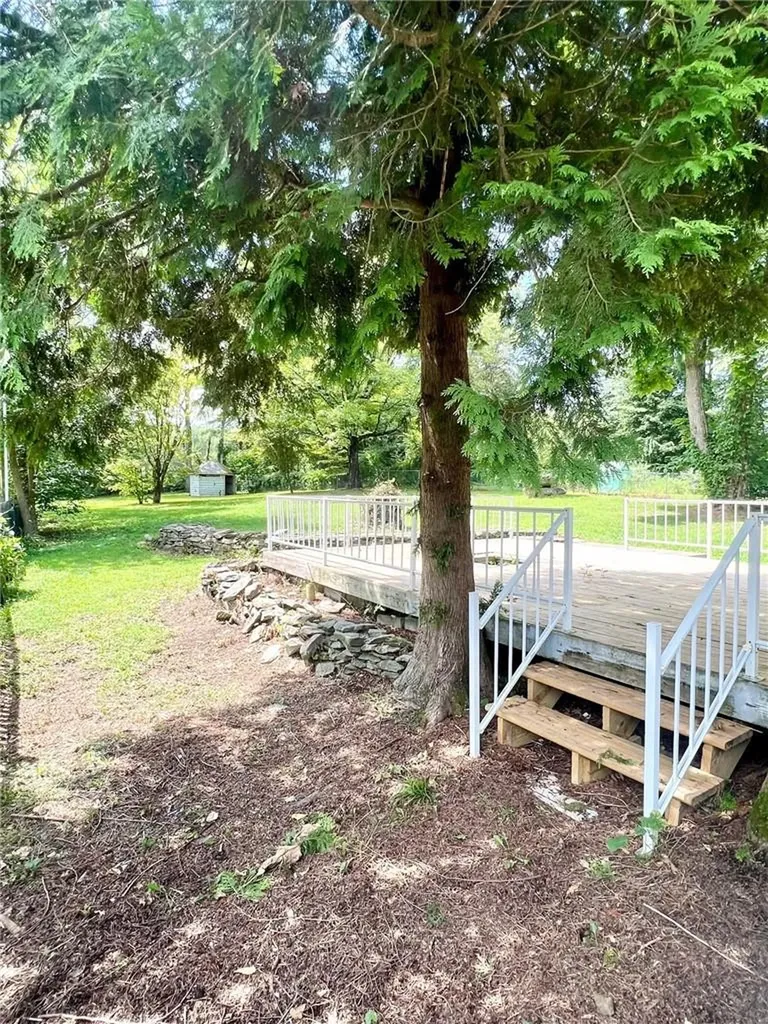 4 Davis Place Hyde Park NY 12538