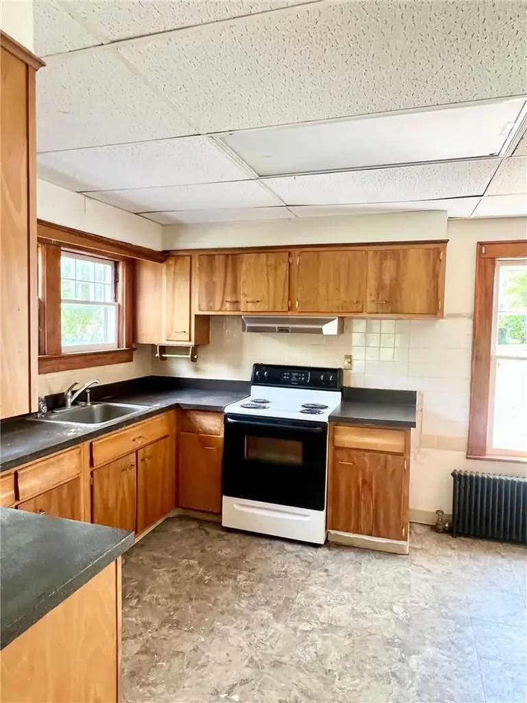 4 Davis Place Hyde Park NY 12538