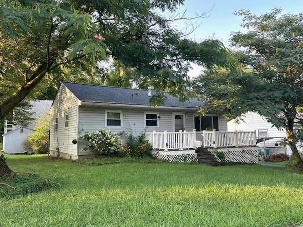 3 Van Wyck Drive Poughkeepsie NY 12601