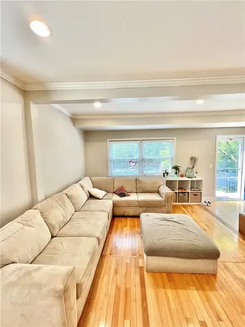850 Palmer Avenue Mamaroneck NY 10543