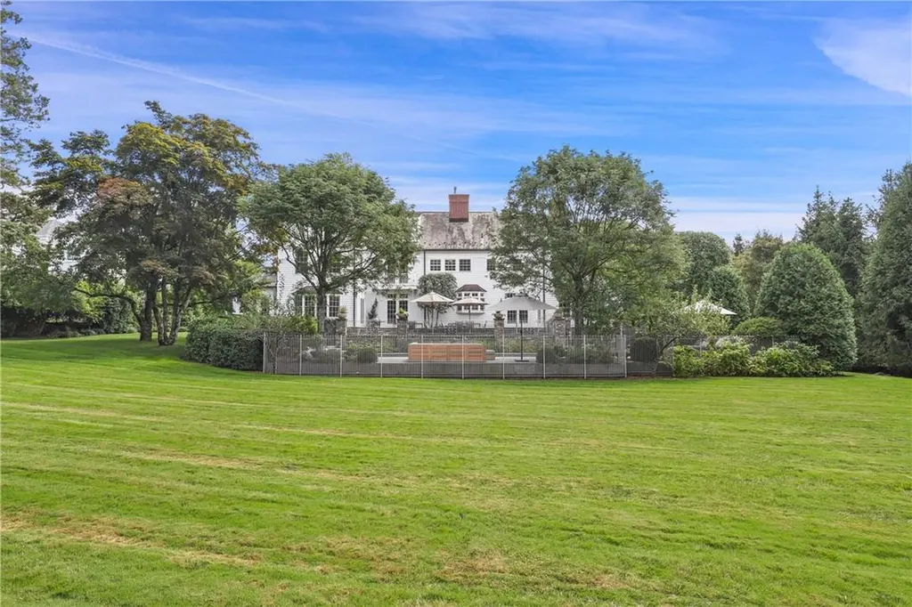 41 Sheldrake Road Scarsdale NY 10583