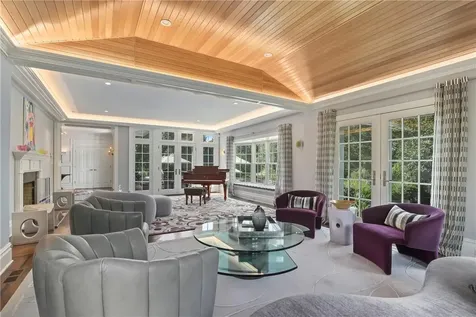 41 Sheldrake Road Scarsdale NY 10583