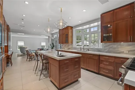 41 Sheldrake Road Scarsdale NY 10583