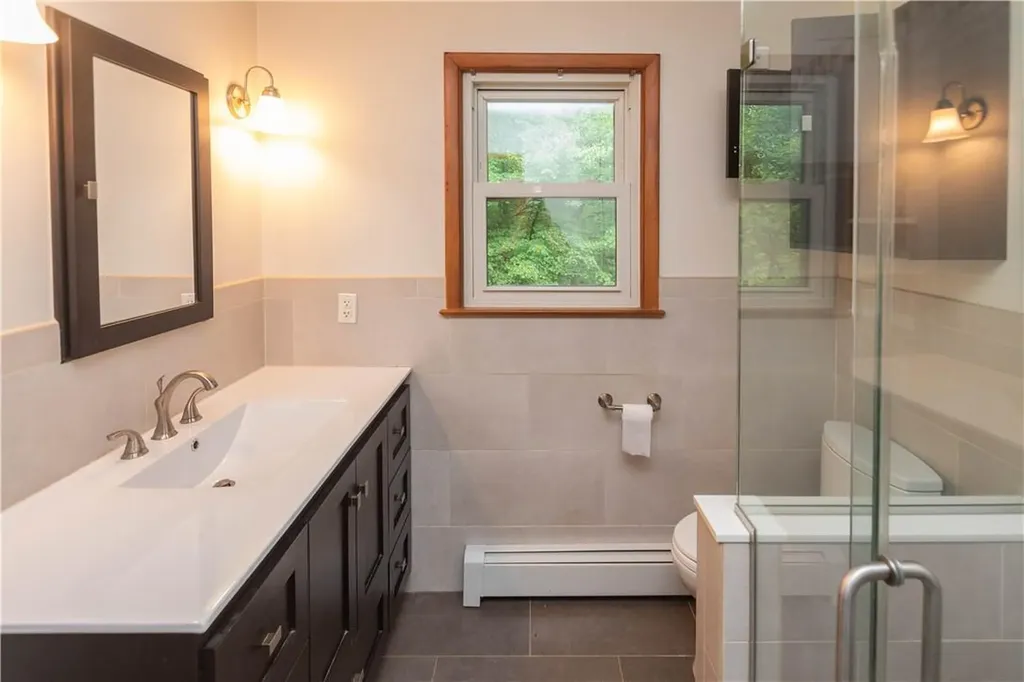 71 Hillis Terrace Poughkeepsie NY 12603