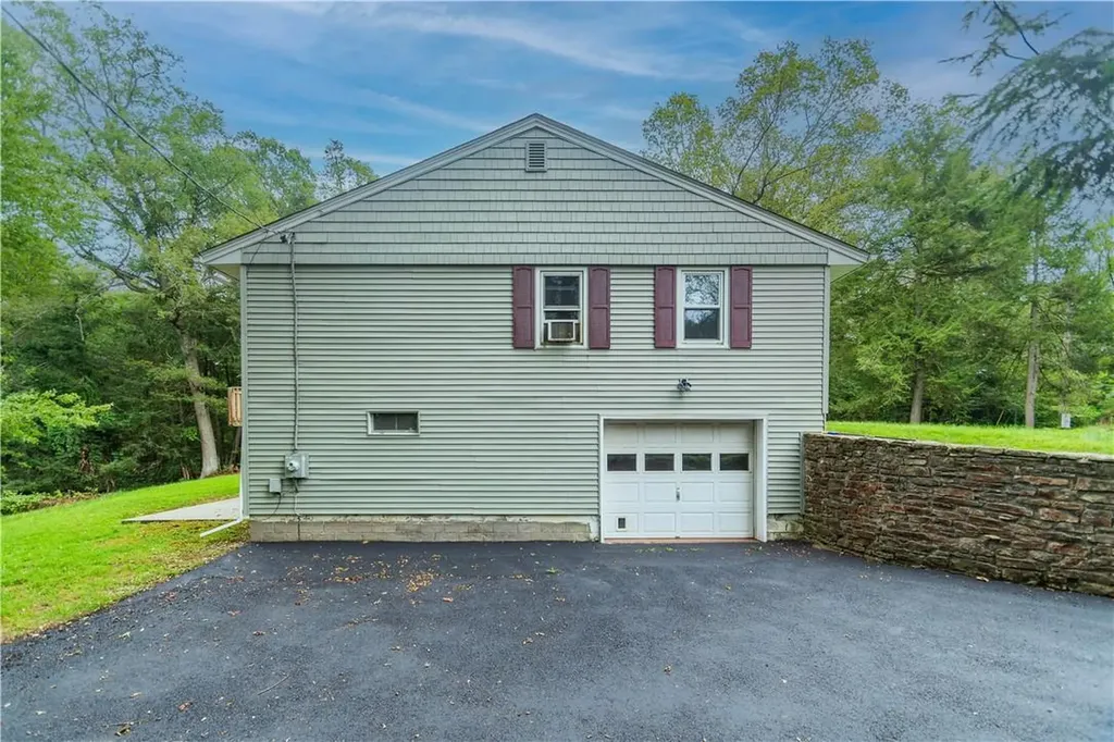 71 Hillis Terrace Poughkeepsie NY 12603