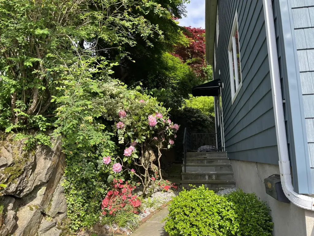 104 Maple Avenue Rye NY 10580