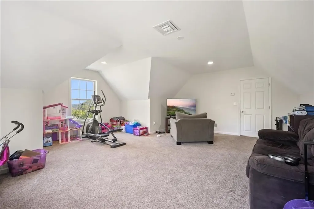 39 Smith Terrace Highland NY 12528
