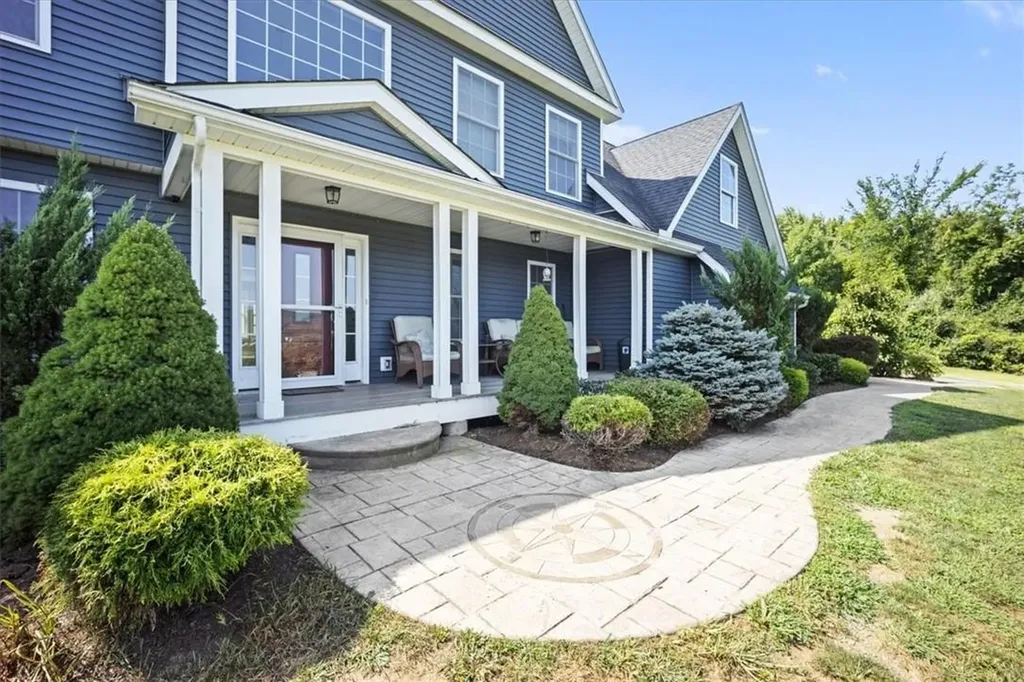 39 Smith Terrace Highland NY 12528