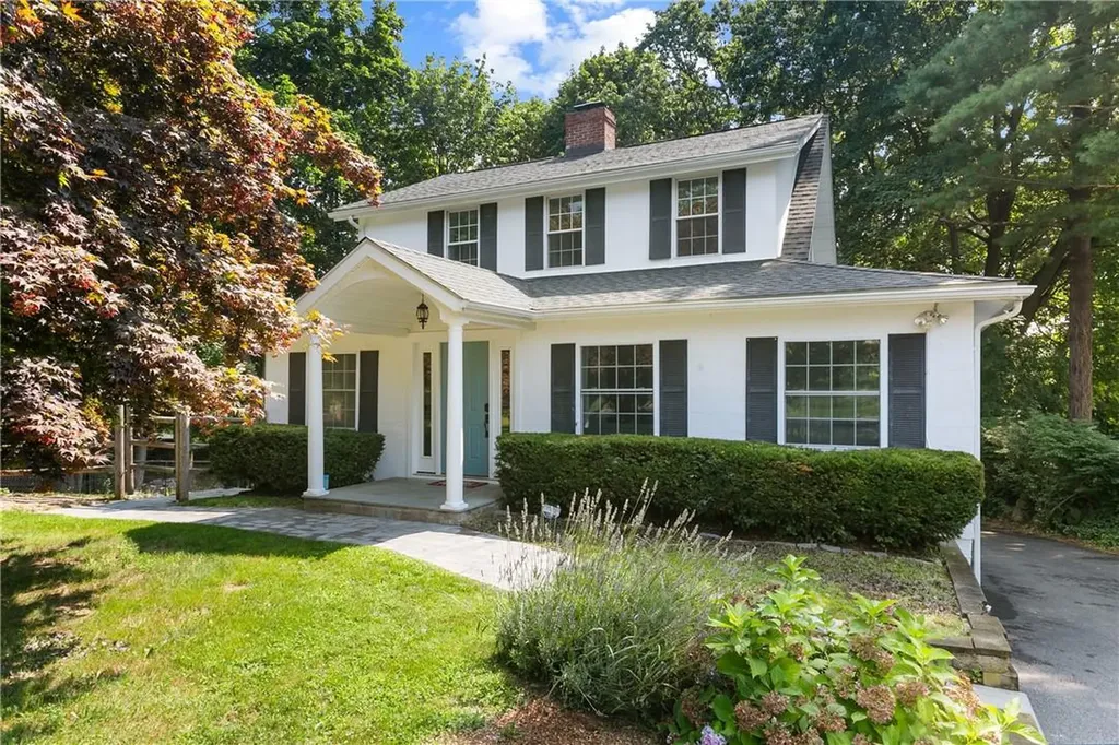 309 E Lake Boulevard Carmel NY 10541