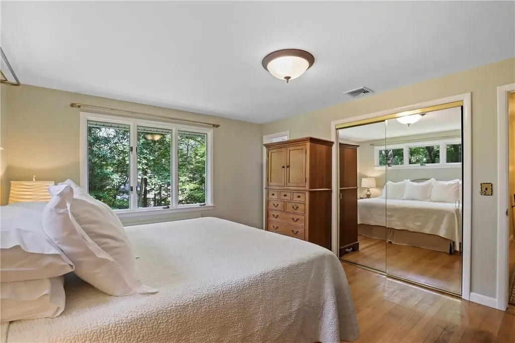 38 The Glen Katonah NY 10536