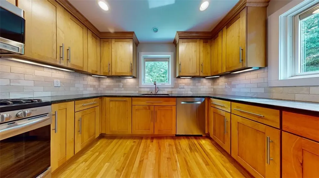 65 Mine Hill Road Cornwall NY 12518