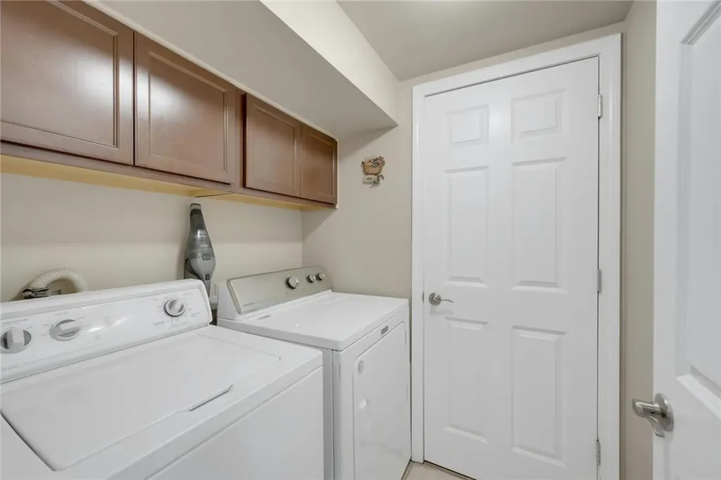 3335 Agar Place Bronx NY 10465