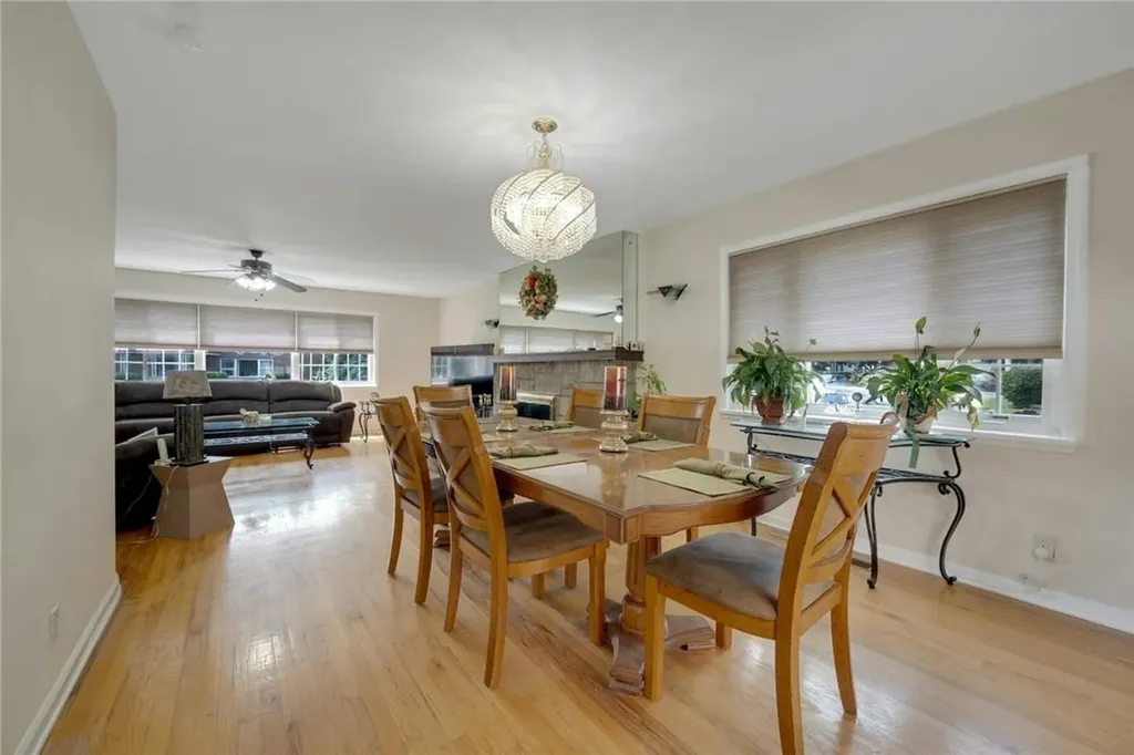 3335 Agar Place Bronx NY 10465