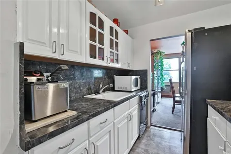 12 Old Mamaroneck Road White Plains NY 10605