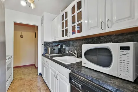 12 Old Mamaroneck Road White Plains NY 10605