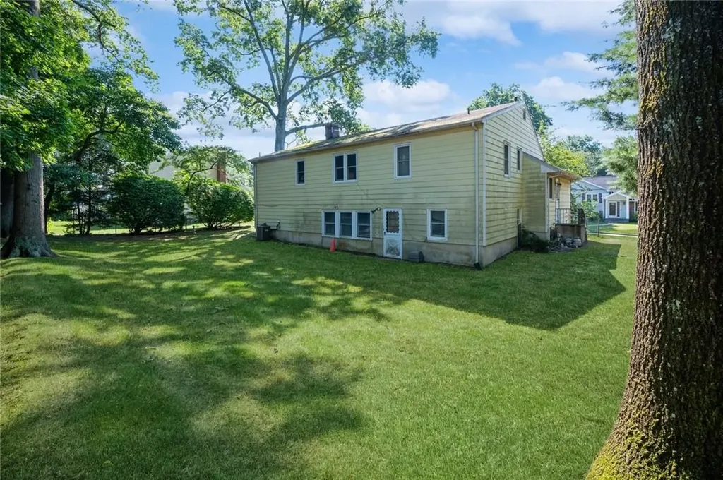82 Seton Drive New Rochelle NY 10804