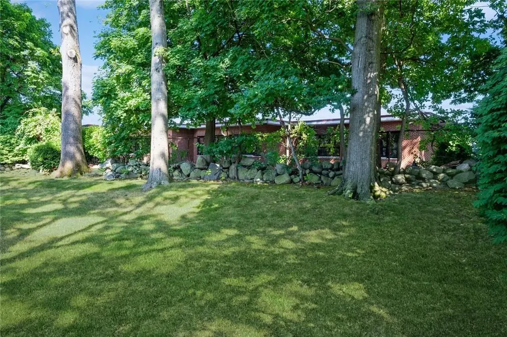 82 Seton Drive New Rochelle NY 10804