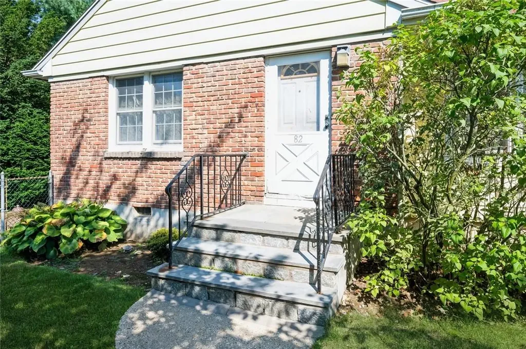 82 Seton Drive New Rochelle NY 10804