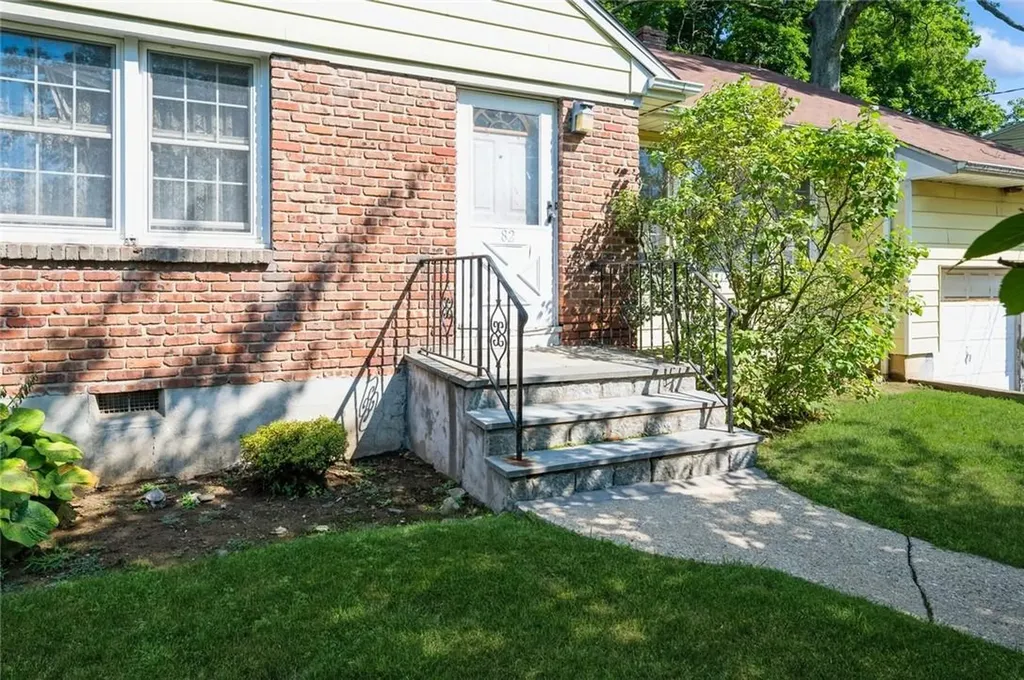 82 Seton Drive New Rochelle NY 10804