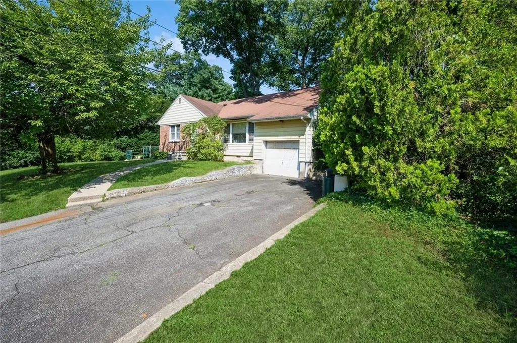 82 Seton Drive New Rochelle NY 10804