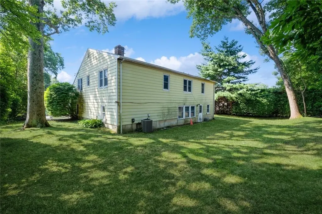 82 Seton Drive New Rochelle NY 10804