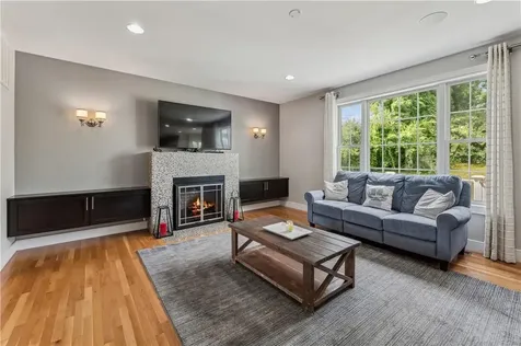 28 Stonehollow Drive Brewster NY 10509