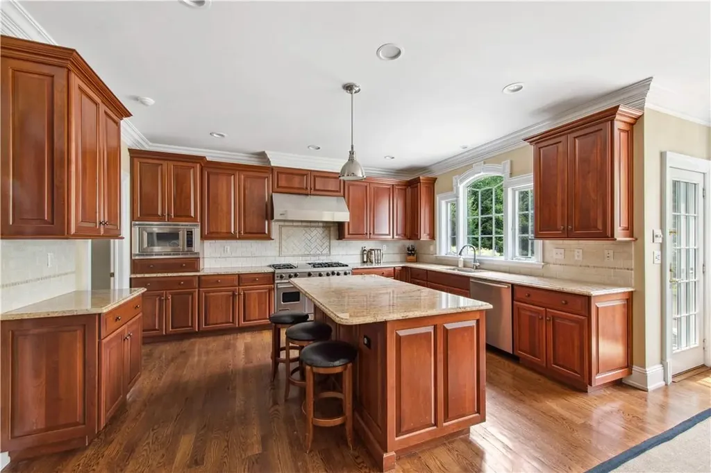 266 Salem Road Pound Ridge NY 10576