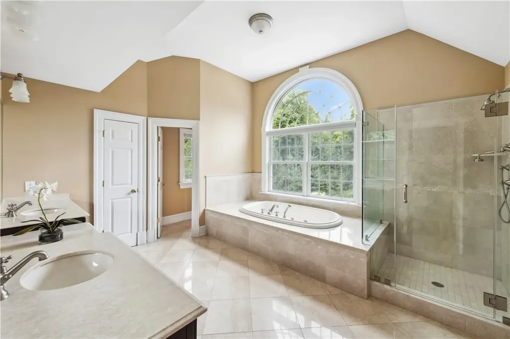 266 Salem Road Pound Ridge NY 10576