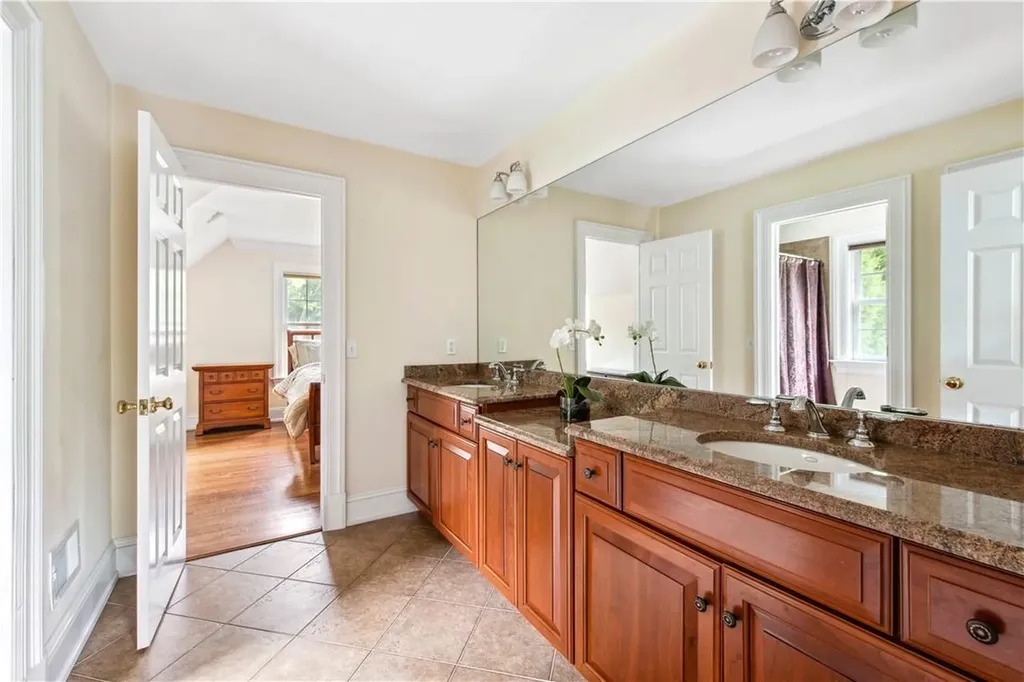 266 Salem Road Pound Ridge NY 10576
