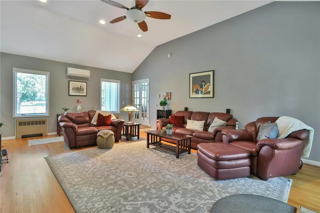 7 James Drive Nanuet NY 10954
