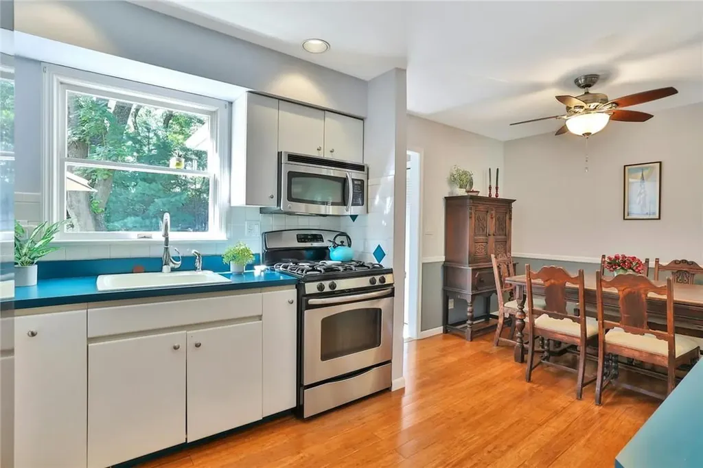 7 James Drive Nanuet NY 10954