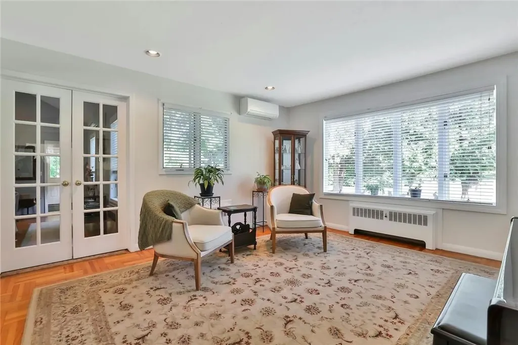 7 James Drive Nanuet NY 10954