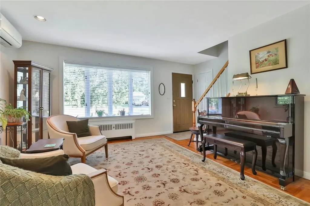 7 James Drive Nanuet NY 10954