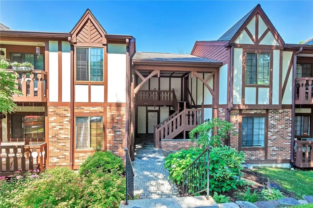 24 Foxwood Circle Mount Kisco NY 10549
