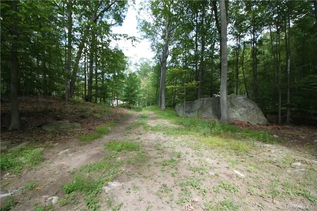 7 Gale Drive Mahopac NY 10541