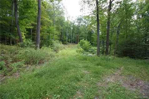 7 Gale Drive Mahopac NY 10541