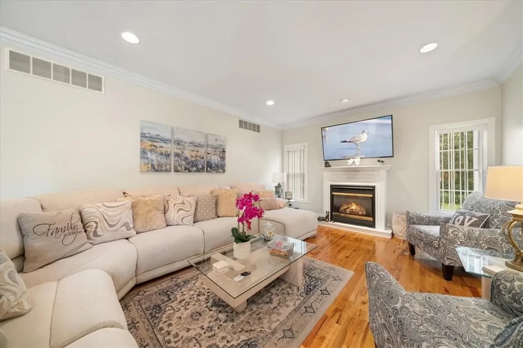 423 Jackson Avenue New Windsor NY 12553