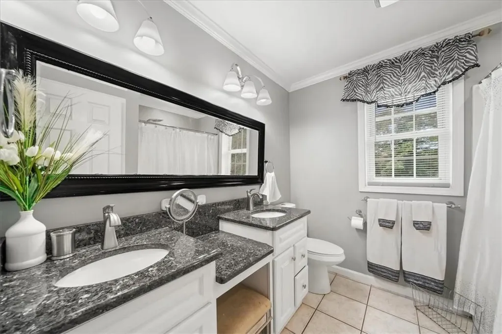 423 Jackson Avenue New Windsor NY 12553