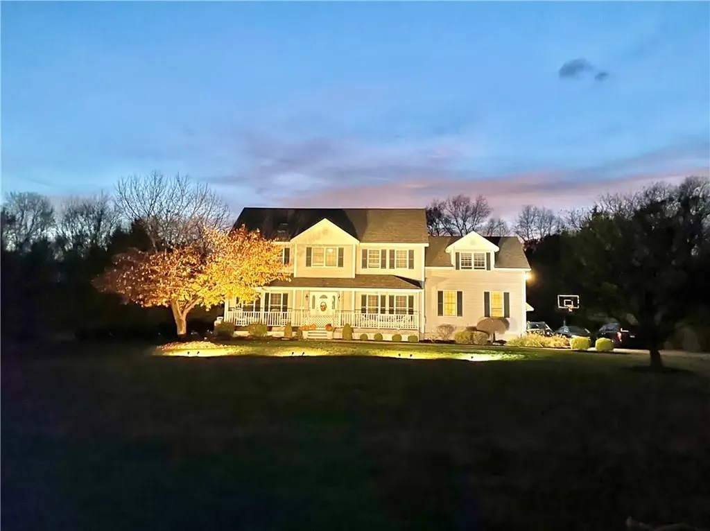 423 Jackson Avenue New Windsor NY 12553