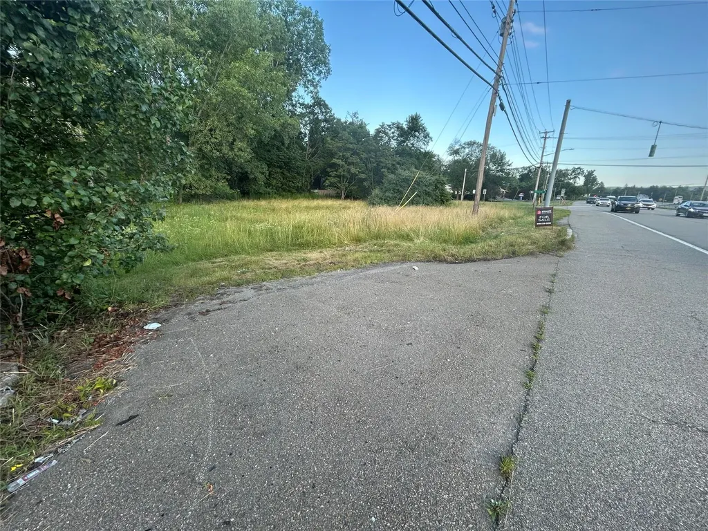 88 Smithtown Road Fishkill NY 12524