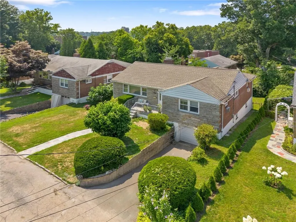 45 Algonquin Road Yonkers NY 10710