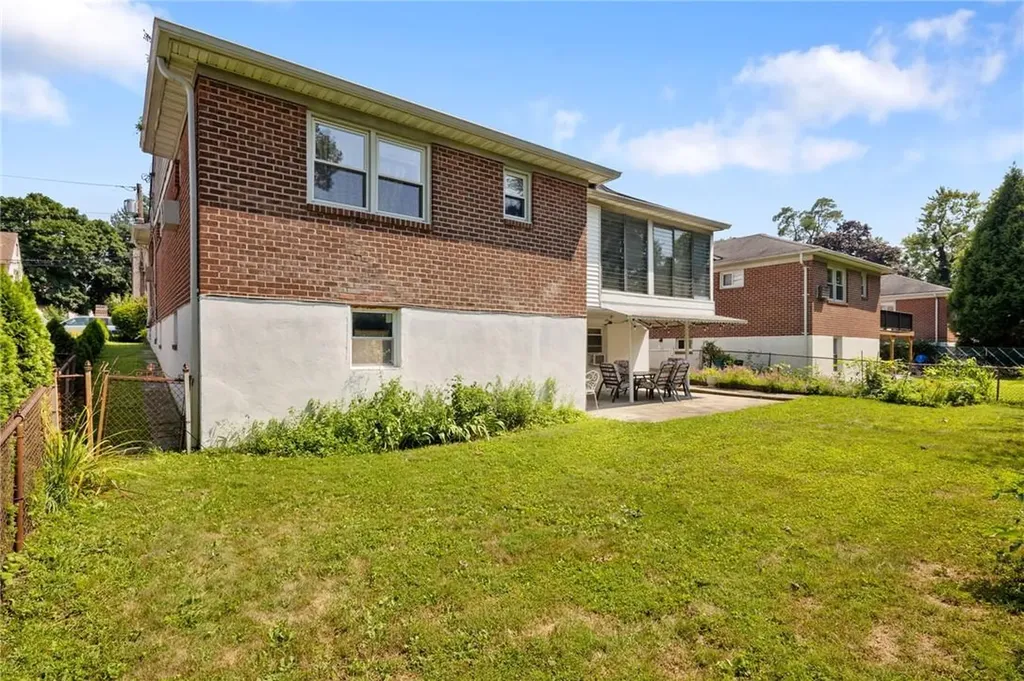 45 Algonquin Road Yonkers NY 10710