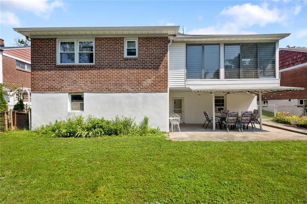 45 Algonquin Road Yonkers NY 10710